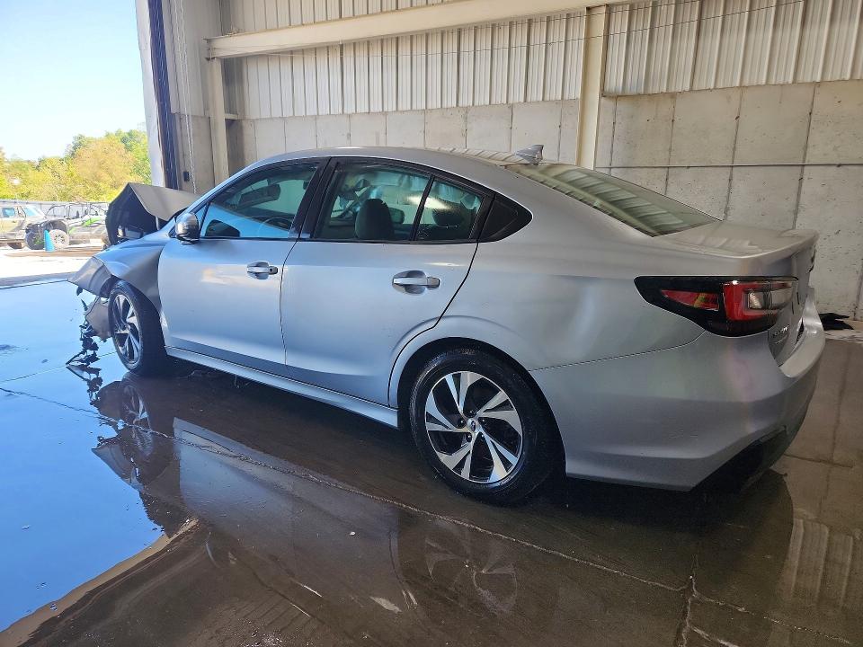 Photo 2 from auction – 2023 SUBARU LEGACY with VIN 4S3BWAC69P3007227