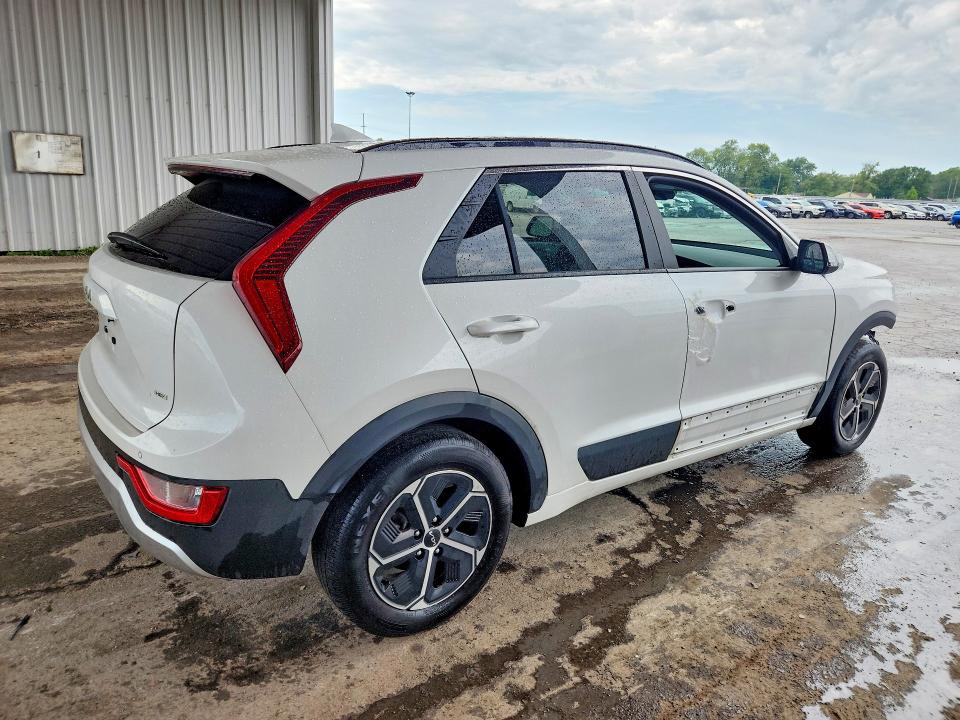 Foto 3 de la subasta – 2025 KIA NIRO con VIN KNDCR3E2S5307123