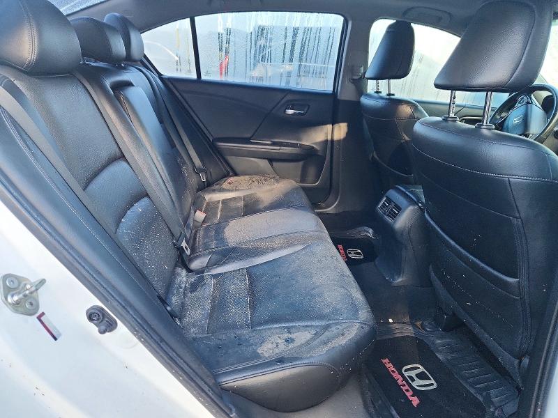 Photo 10 from auction – 2016 HONDA ACCORD with VIN 1HGCR2F05GA803107