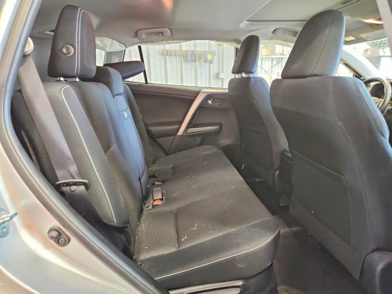 Photo 11 from auction – 2016 TOYOTA RAV4 HV with VIN JTMRJREV4GD039545