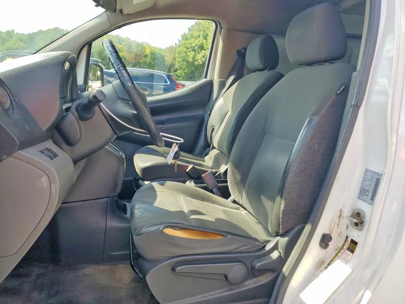 Photo 7 from auction – 2015 NISSAN NV200 with VIN 3N6CM0KN5FK711430