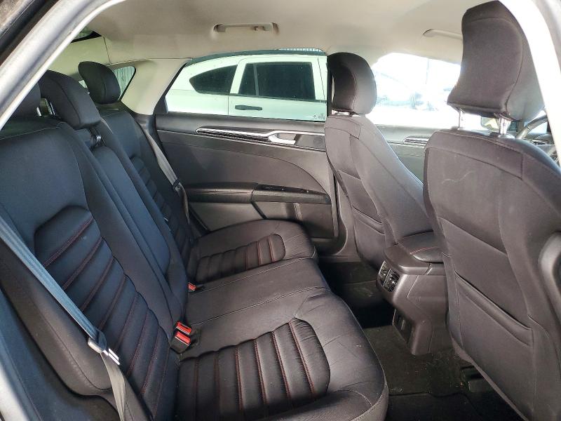 Photo 10 from auction – 2016 FORD FUSION with VIN 3FA6P0HD5GR386931
