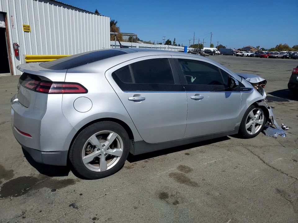 Photo 3 from auction – 2013 CHEVROLET VOLT with VIN 1G1RE6E47DU127679