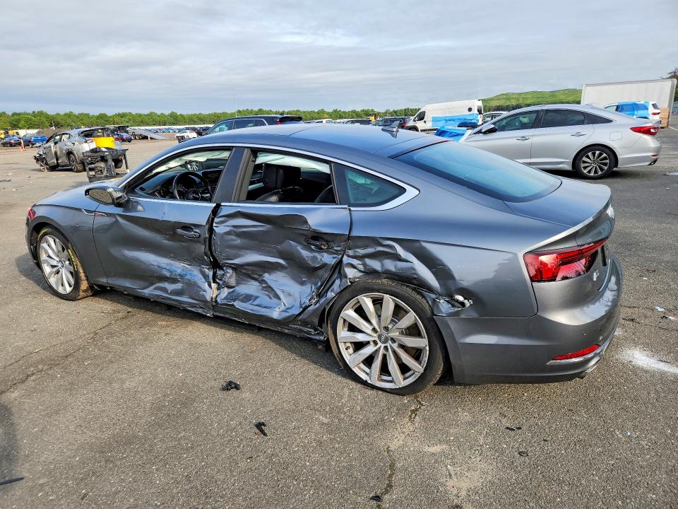 Photo 2 from auction – 2018 AUDI A5 with VIN WAUBNCF52JA013047