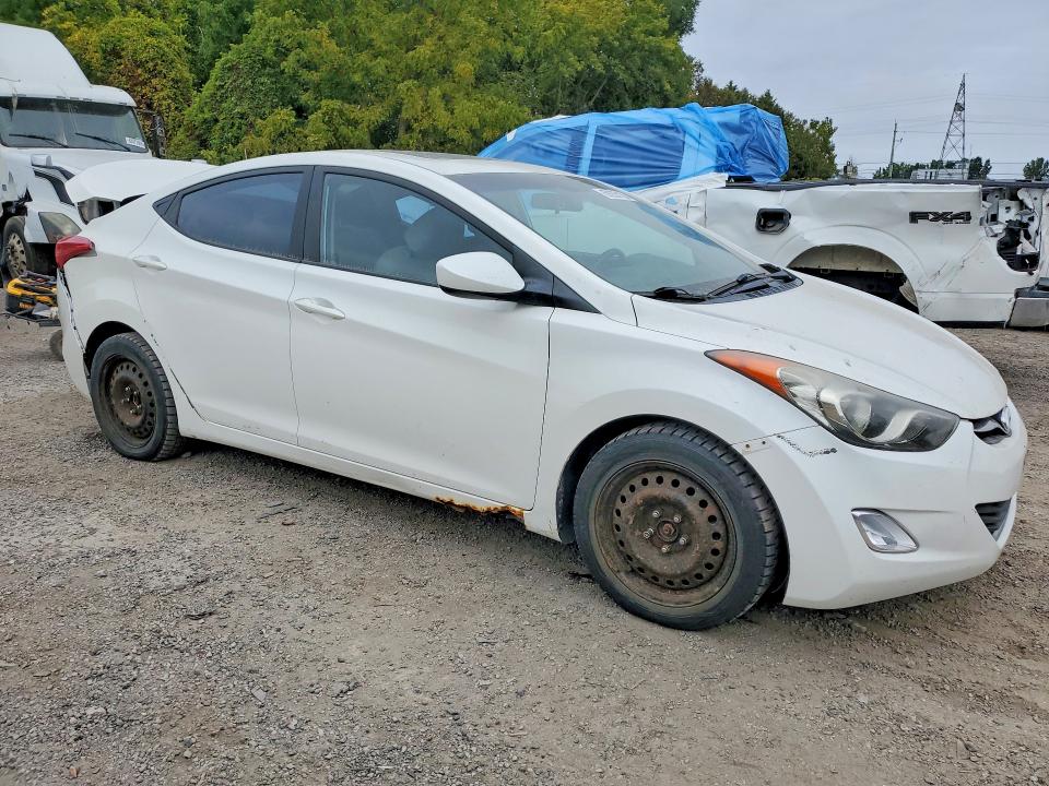 Снимка 4 от търг – 2013 HYUNDAI ELANTRA с VIN 5NPDH4AE7DH219378