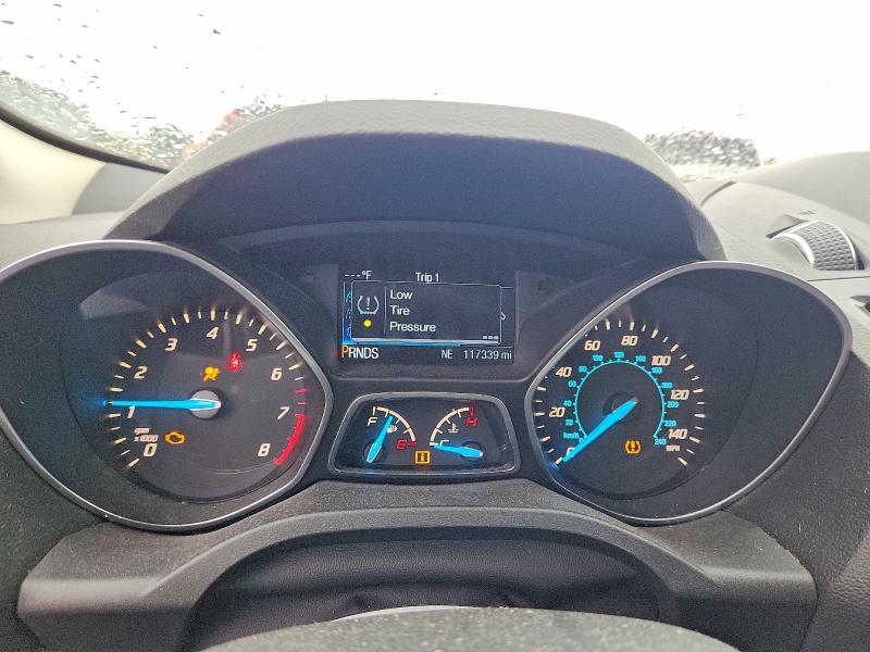Photo 9 from auction – 2015 FORD ESCAPE with VIN 1FMCU0J95FUA32986