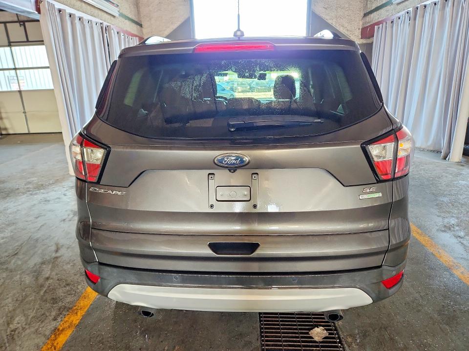 Photo 6 from auction – 2018 FORD ESCAPE with VIN 1FMCU0GD7JUD06015
