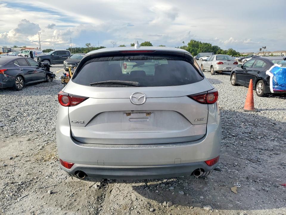 Снимка 6 от търг – 2019 MAZDA CX-5 с VIN JM3KFACM5K1552805