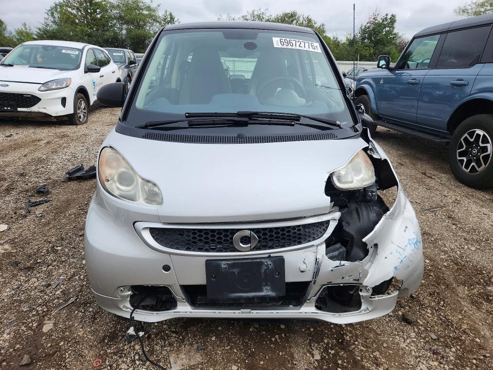 صورة رقم 5 من المزاد - 2015 SMART FORTWO مع VIN WMEEJ3BA3FK820016