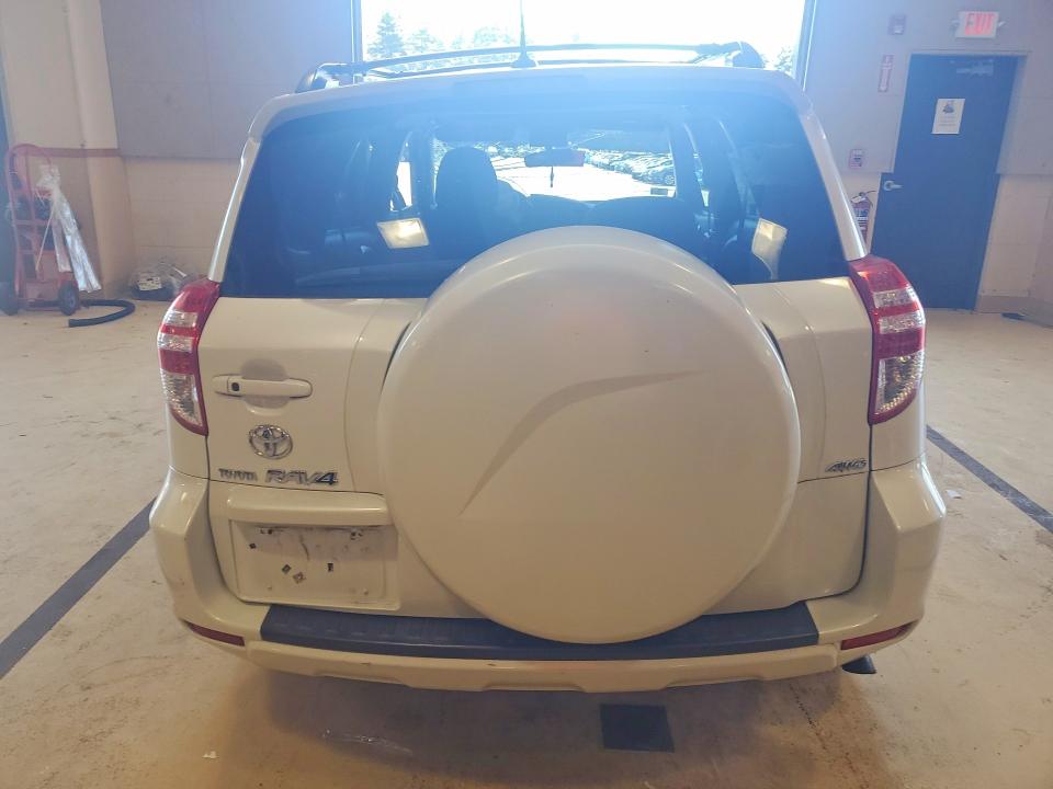 Photo 6 from auction – 2010 TOYOTA RAV4 with VIN 2T3DF4DV5AW036731