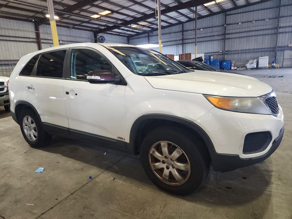 Photo 4 from auction – 2012 KIA SORENTO with VIN 5XYKTCA63CG221966