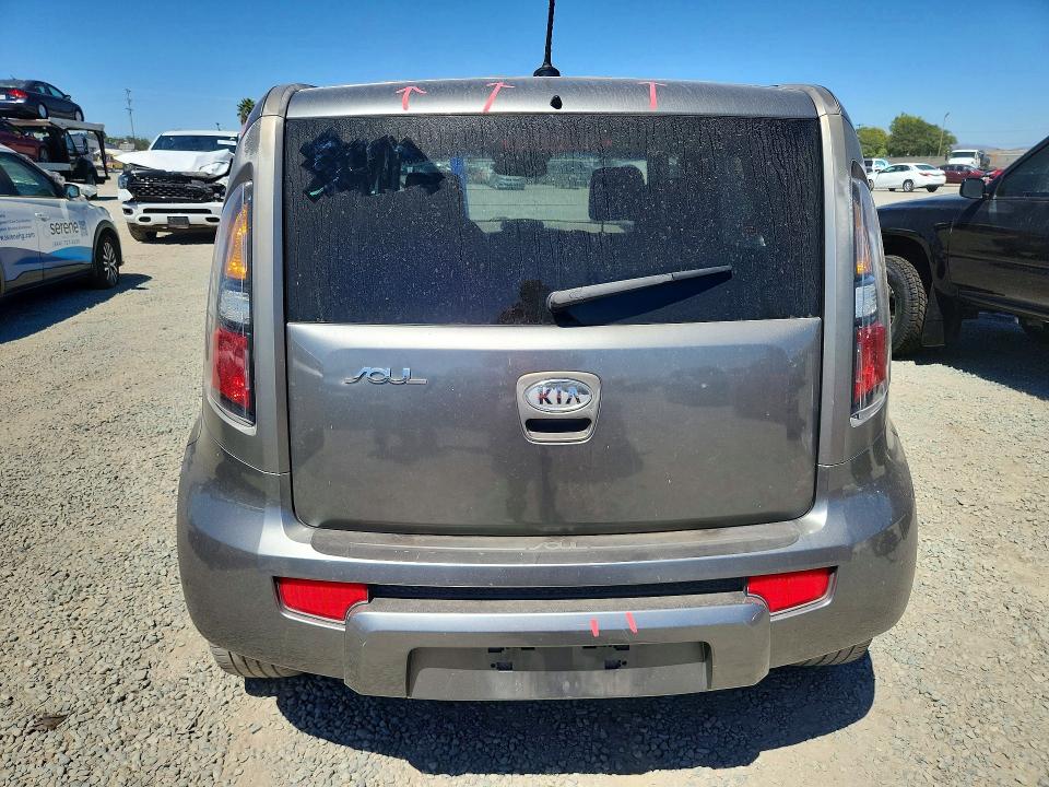 Photo 6 from auction – 2011 KIA SOUL with VIN KNDJT2A21B7278875