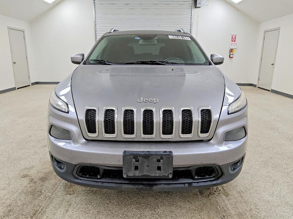 Photo 5 from auction – 2015 JEEP CHEROKEE with VIN 1C4PJLCS8FW561000