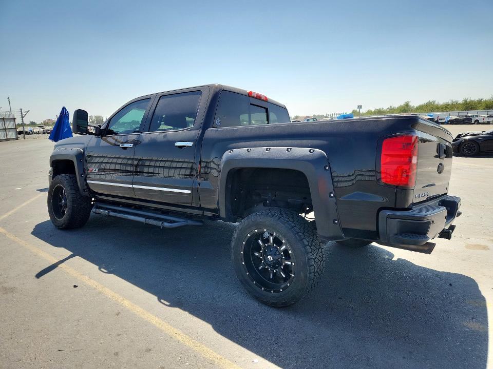 صورة رقم 2 من المزاد - 2015 CHEVROLET SILVERADO مع VIN 3GCUKREC2FG368512