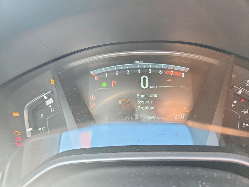 Снимка 9 от търг – 2018 HONDA CR-V с VIN 2HKRW2H50JH611250