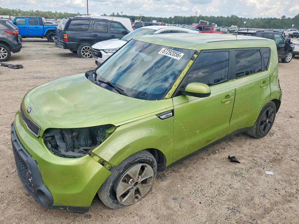 KIA SOUL 2016 with VIN KNDJN2A28G7853989 - Photo from auction