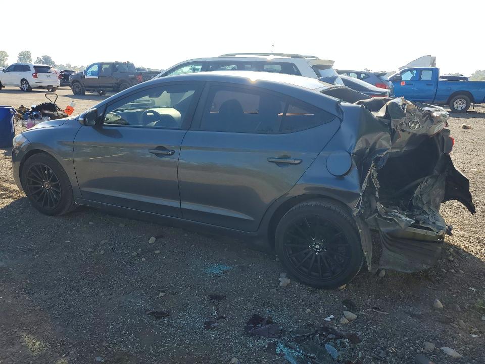 Снимка 2 от търг – 2017 HYUNDAI ELANTRA с VIN KMHD84LFXHU250959