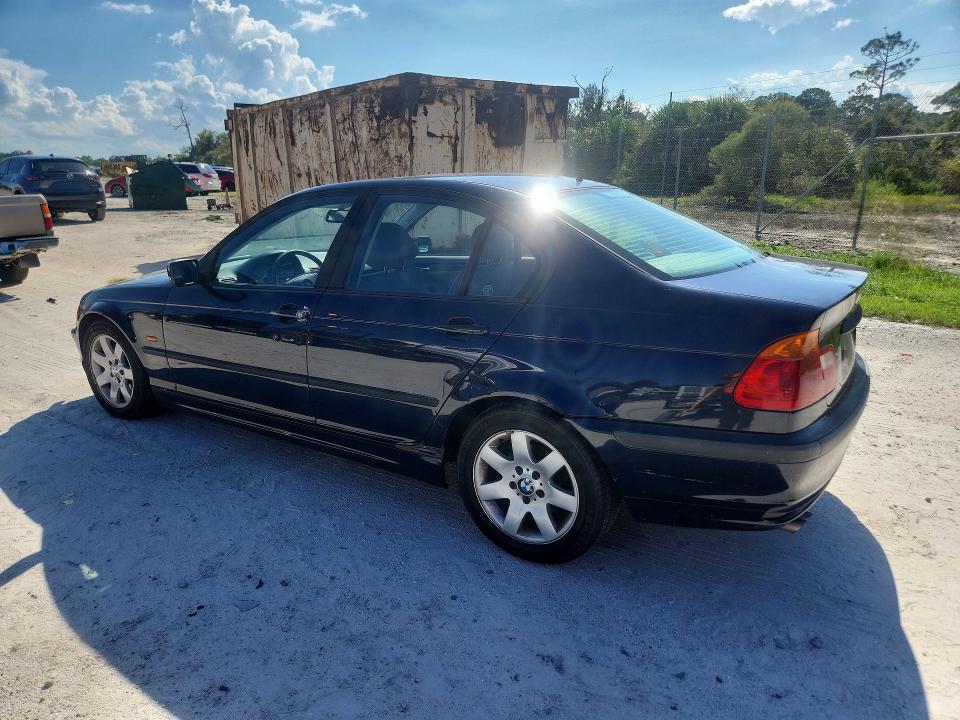 Photo 2 from auction – 1999 BMW 323 with VIN WBAAM3338XFP53845
