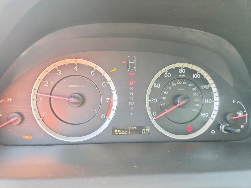 Photo 9 from auction – 2011 HONDA ACCORD with VIN 1HGCP2F39BA050514