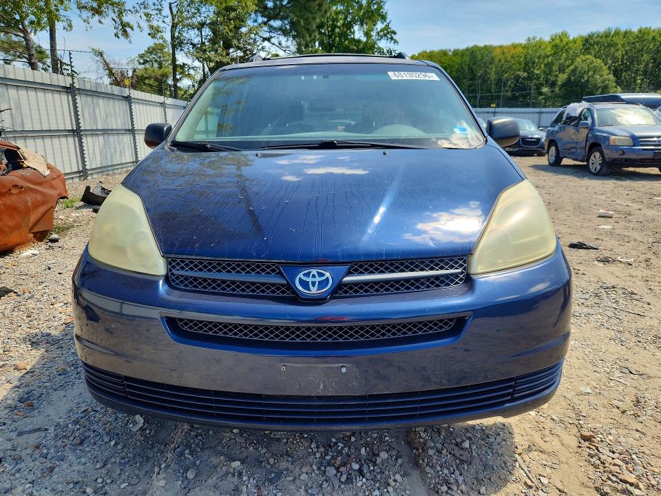 Photo 5 from auction – 2004 TOYOTA SIENNA with VIN 5TDZA23C24S195981