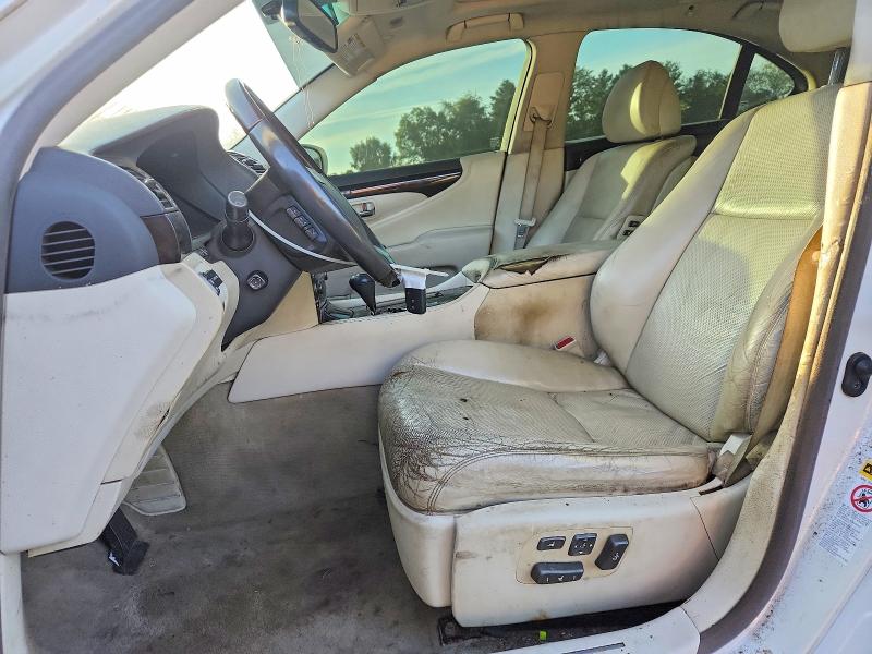 Photo 7 from auction – 2009 LEXUS LS with VIN JTHBL46F095085519
