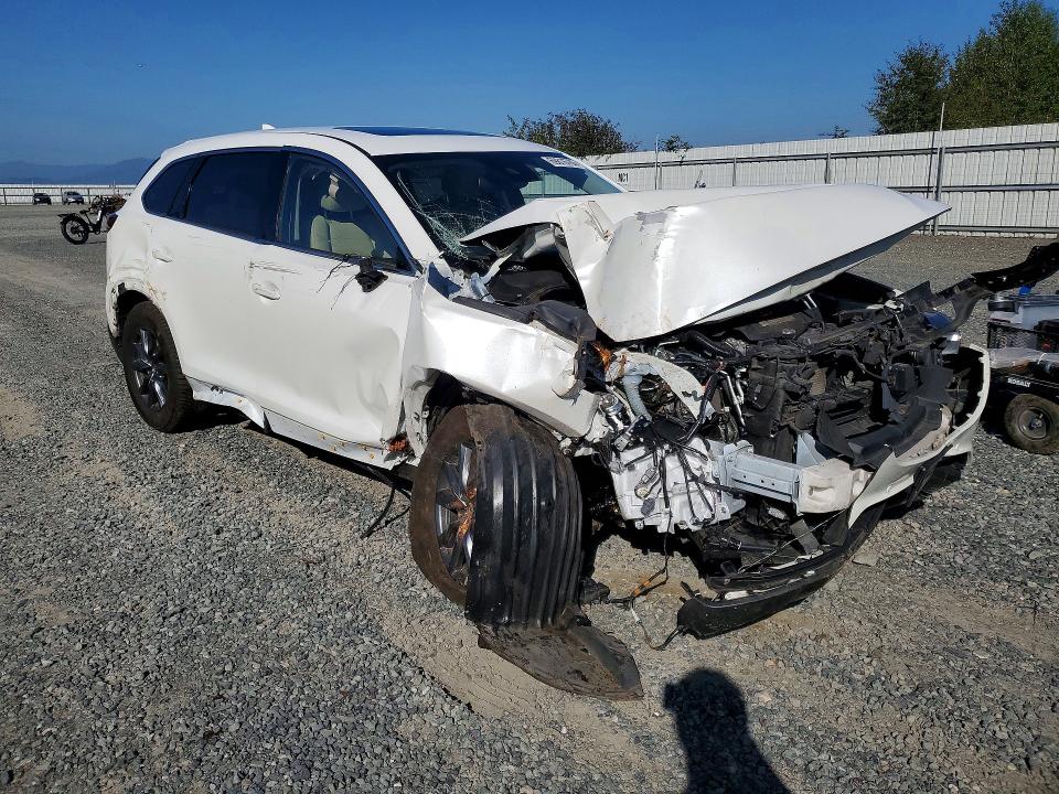 Снимка 4 от търг – 2021 MAZDA CX-9 с VIN JM3TCBCYXM0537540