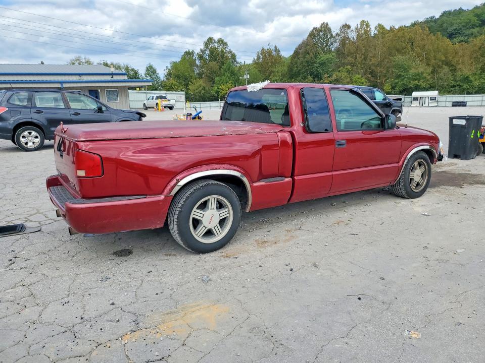 Photo 3 from auction – 2000 GMC SONOMA with VIN 1GTCS19W3Y8122708