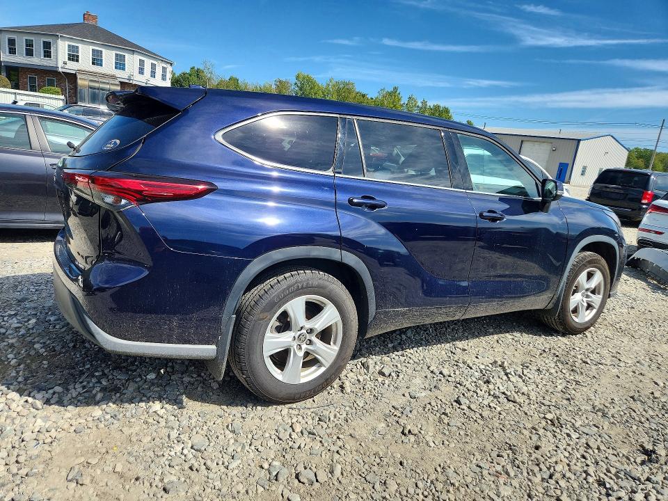 Photo 3 from auction – 2020 TOYOTA HIGHLANDER with VIN 5TDBZRBH7LS008913
