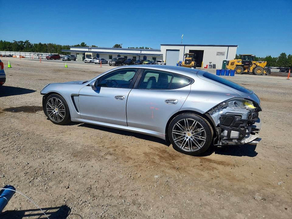 Фото 2 с аукциона – 2016 PORSCHE PANAMERA с VIN WP0AA2A7XGL006552