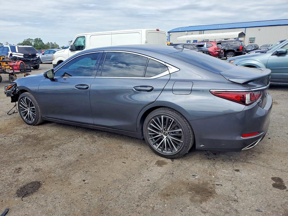 Photo 2 from auction – 2022 LEXUS ES 350 with VIN 58ADZ1B10NU121876