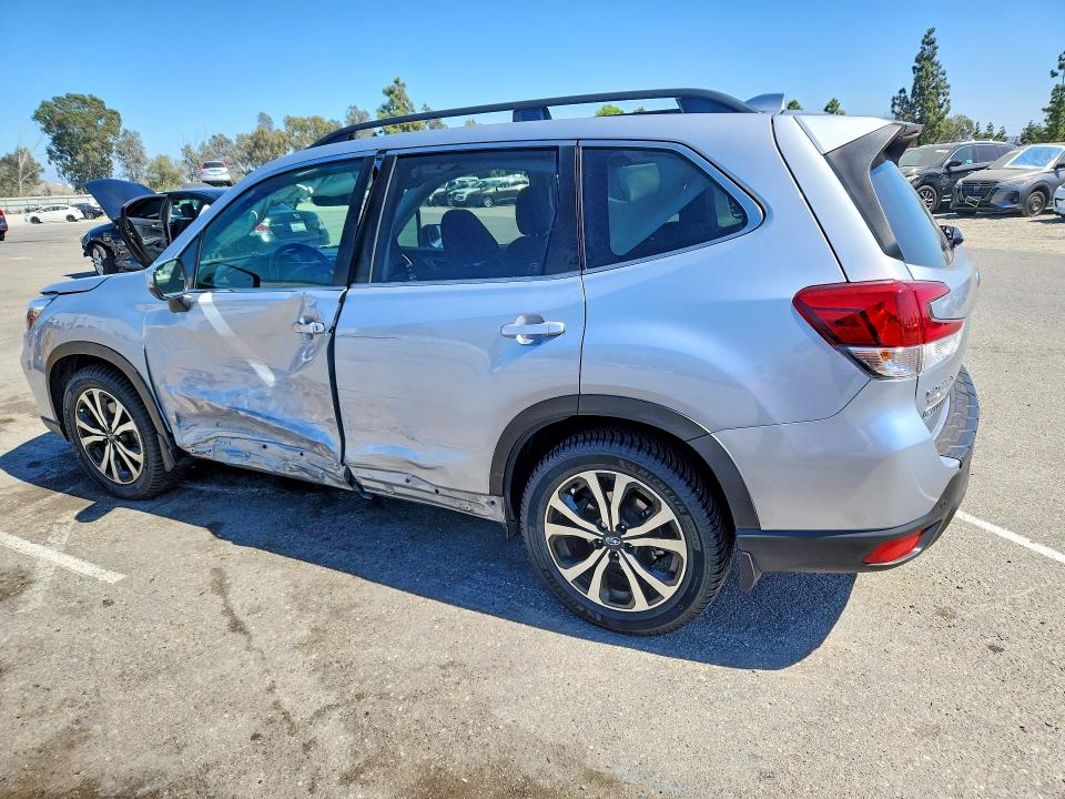 Снимка 2 от търг – 2021 SUBARU FORESTER с VIN JF2SKAUC4MH460672
