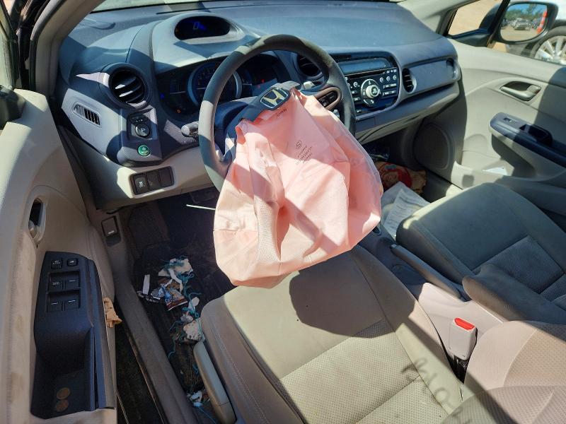 Photo 8 from auction – 2010 HONDA INSIGHT with VIN JHMZE2H70AS039441