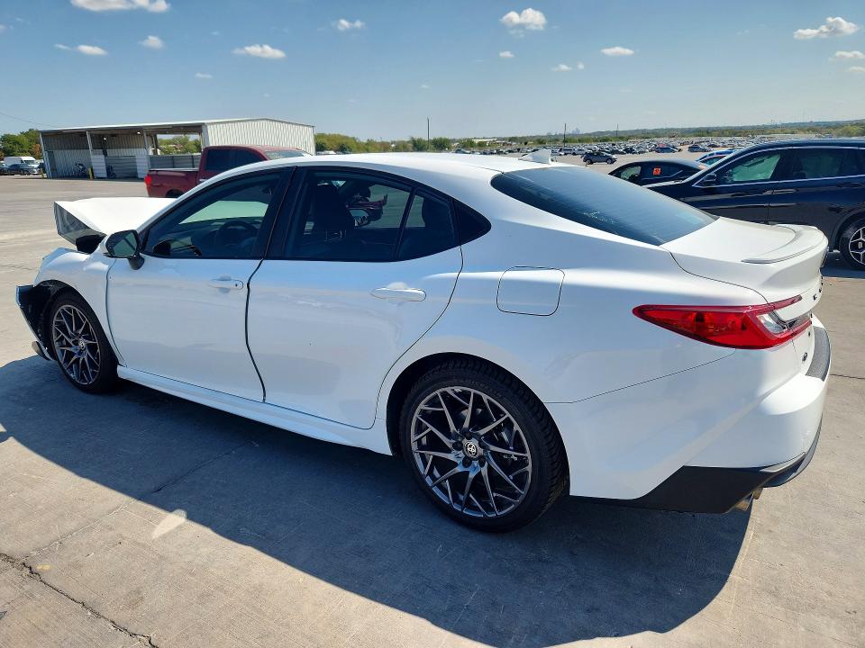 Photo 2 from auction – 2025 TOYOTA CAMRY with VIN 4T1DAACK7SU122752