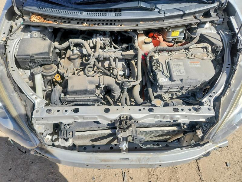 Photo 11 from auction – 2015 TOYOTA PRIUS C with VIN JTDKDTB34F1584279