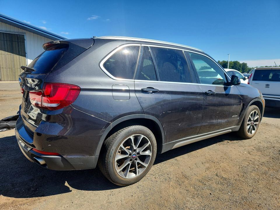 Photo 3 from auction – 2017 BMW X5 with VIN 5UXKR0C58H0U50575