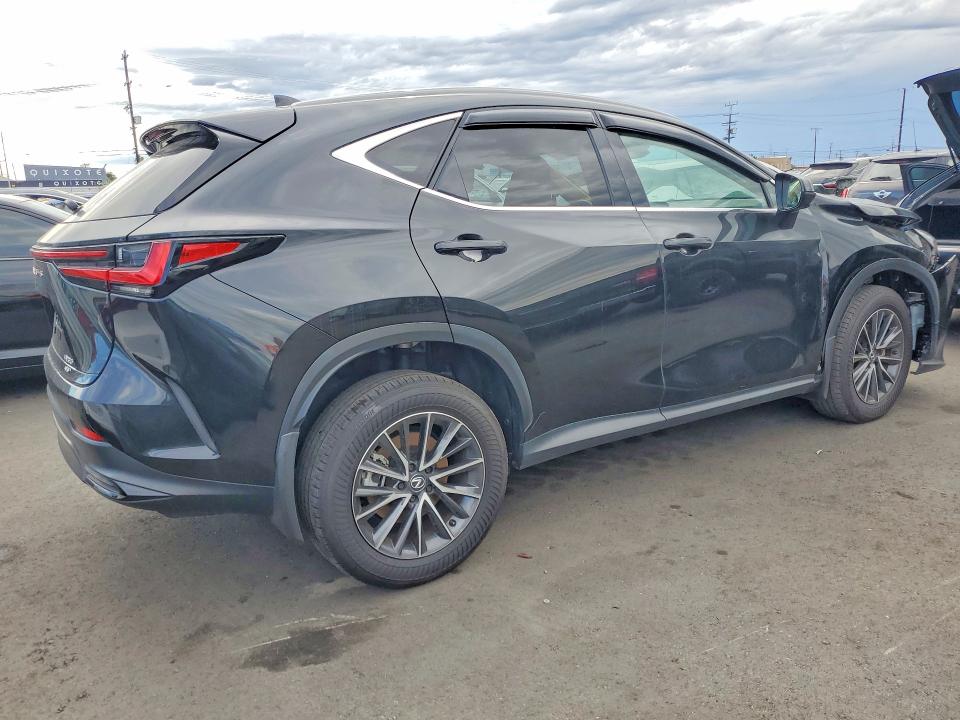 Photo 3 from auction – 2025 LEXUS NX with VIN 2T2GGCEZ4SC072195