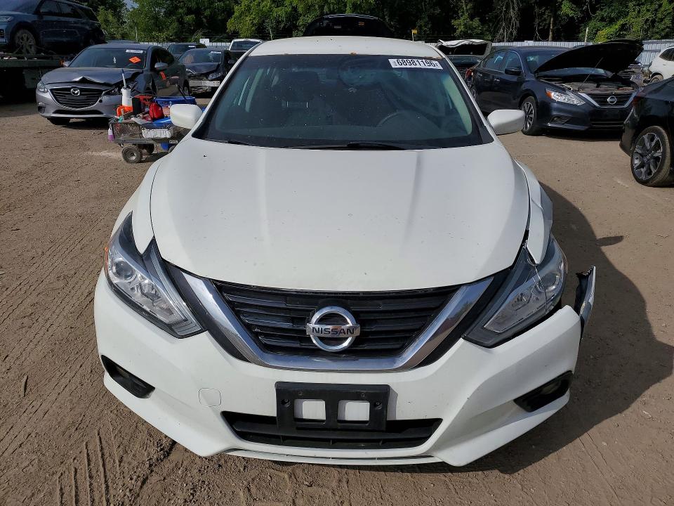 Снимка 5 от търг – 2018 NISSAN ALTIMA с VIN 1N4AL3APXJC101352