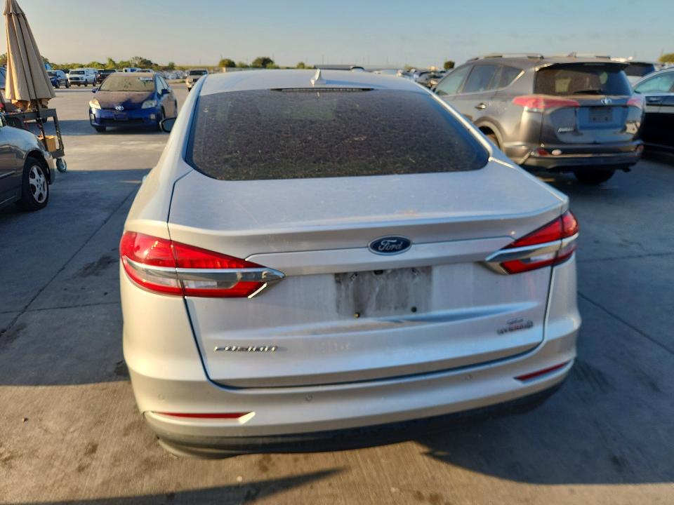 Photo 6 from auction – 2019 FORD FUSION with VIN 3FA6P0LU6KR221129