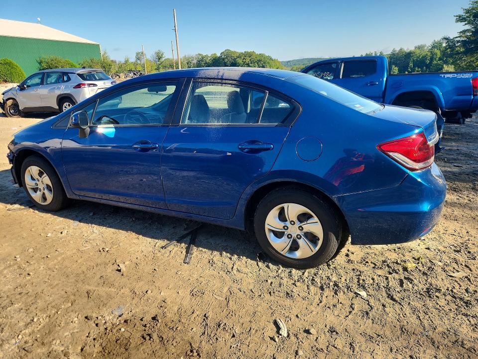 Photo 2 from auction – 2013 HONDA CIVIC with VIN 2HGFB2F58DH592267