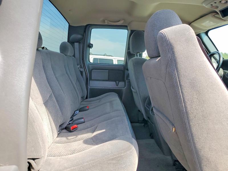 Снимка 10 от търг – 2005 CHEVROLET SILVERADO с VIN 2GCEK19B151296409