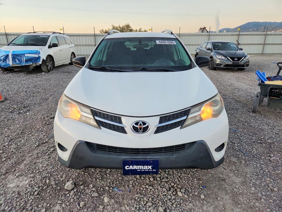 Photo 5 from auction – 2014 TOYOTA RAV4 with VIN 2T3ZFREV3EW110882
