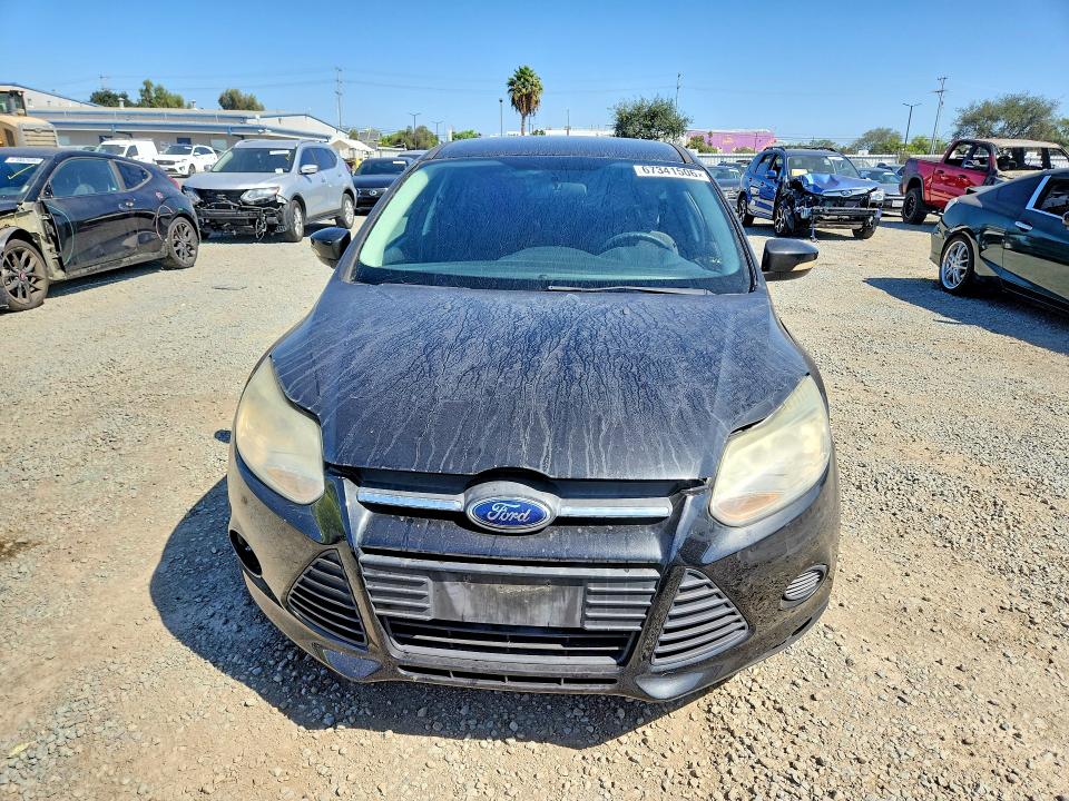 Photo 5 from auction – 2014 FORD FOCUS with VIN 1FADP3K29EL324959