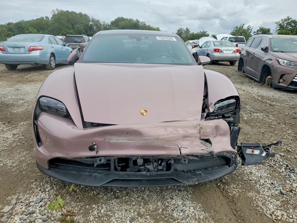 Zdjęcie 5 z aukcji – 2024 PORSCHE TAYCAN z VIN WP0AA2Y13RSA12397
