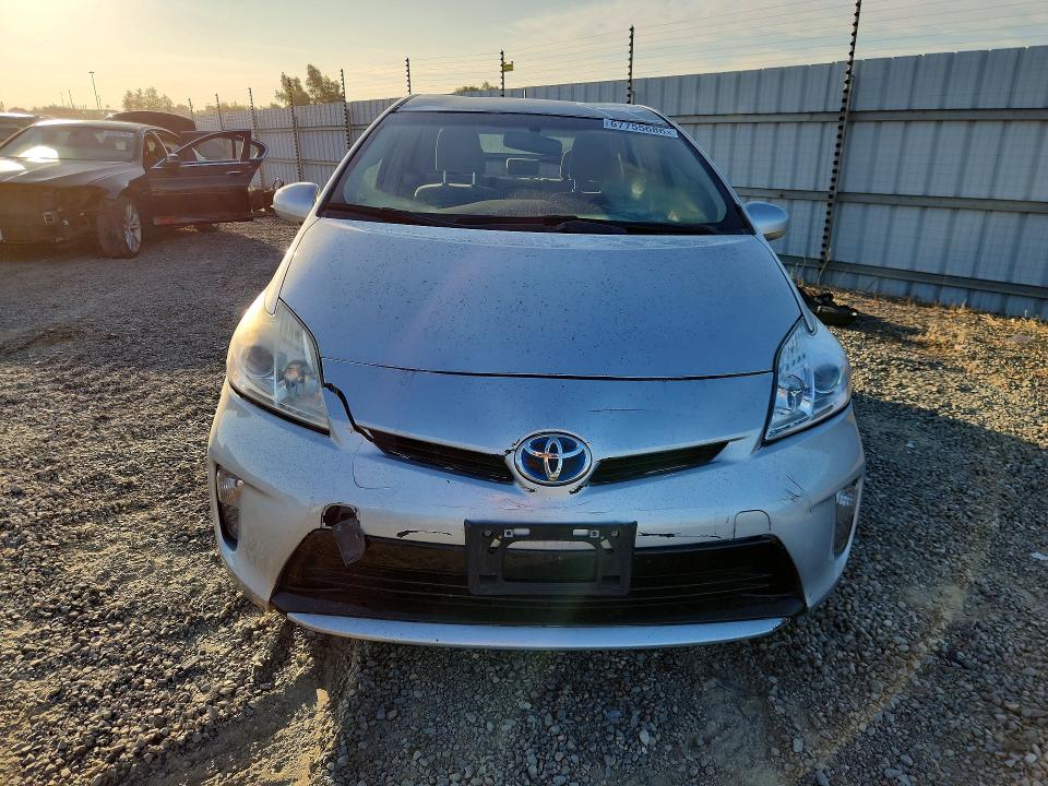Photo 5 from auction – 2014 TOYOTA PRIUS with VIN JTDKN3DU7E1763238