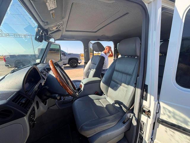 Photo 9 from auction – 2002 MERCEDES-BENZ G with VIN WDCYR49E72X133230