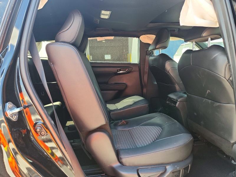 Photo 11 from auction – 2025 TOYOTA HIGHLANDER with VIN 5TDKDRBH5SS582469