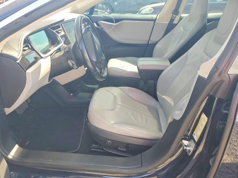 Zdjęcie 7 z aukcji – 2013 TESLA MODEL S z VIN 5YJSA1CN2DFP04534