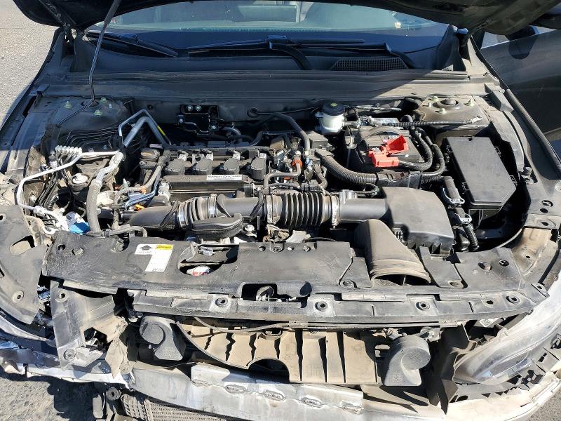 Снимка 11 от търг – 2019 HONDA ACCORD с VIN 1HGCV1F41KA115414