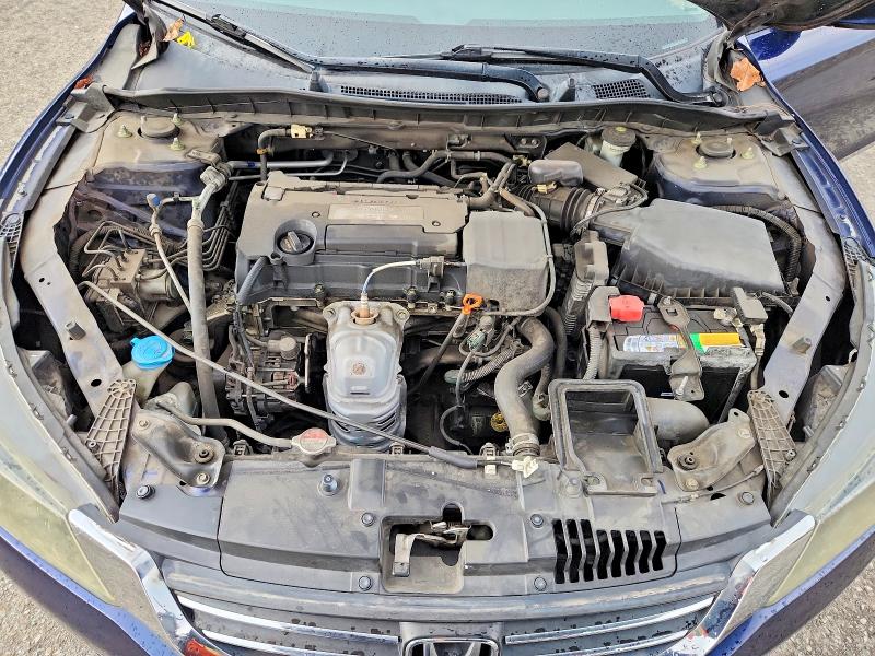 Photo 11 from auction – 2015 HONDA ACCORD with VIN 1HGCR2F3XFA229015