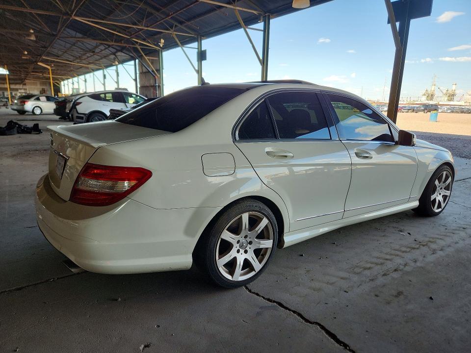 Photo 3 from auction – 2010 MERCEDES-BENZ C with VIN WDDGF5EB0AR098258